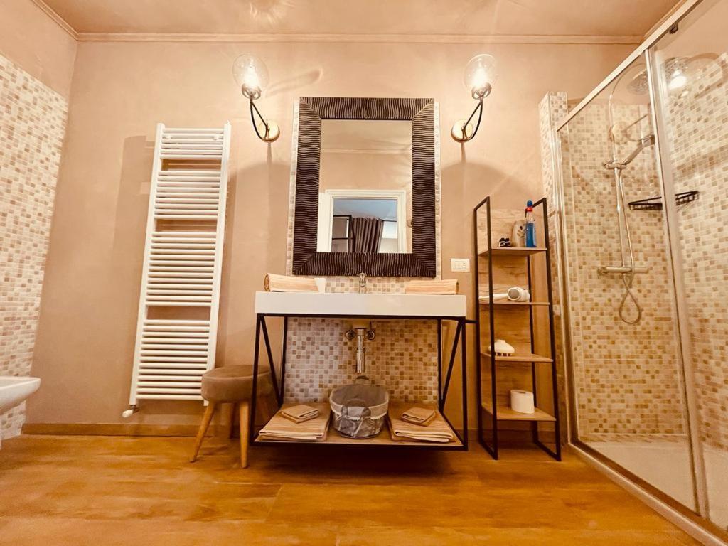 Suite Villa Aurelj Бароло Екстериор снимка